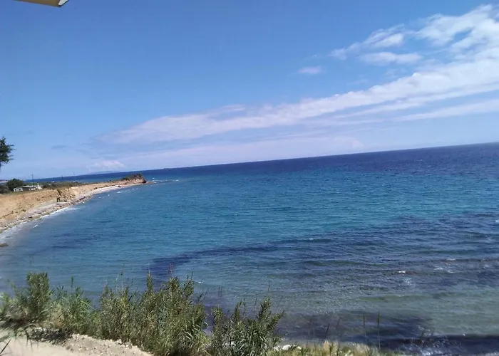 Alonaki Bay