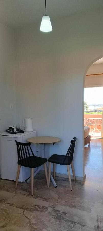 Apartment Alonaki Bay
