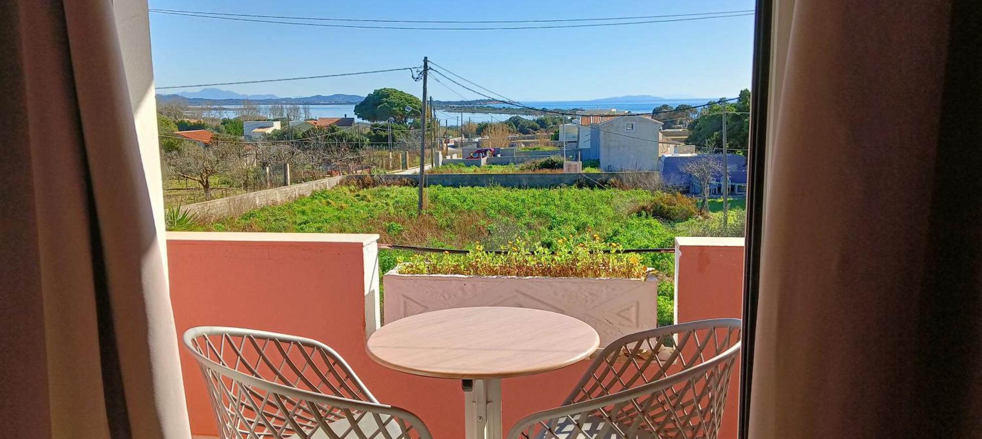 Alonaki Bay Apartment