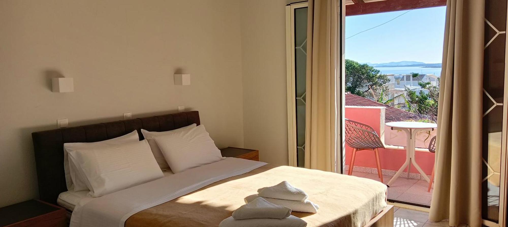 Apartment Alonaki Bay