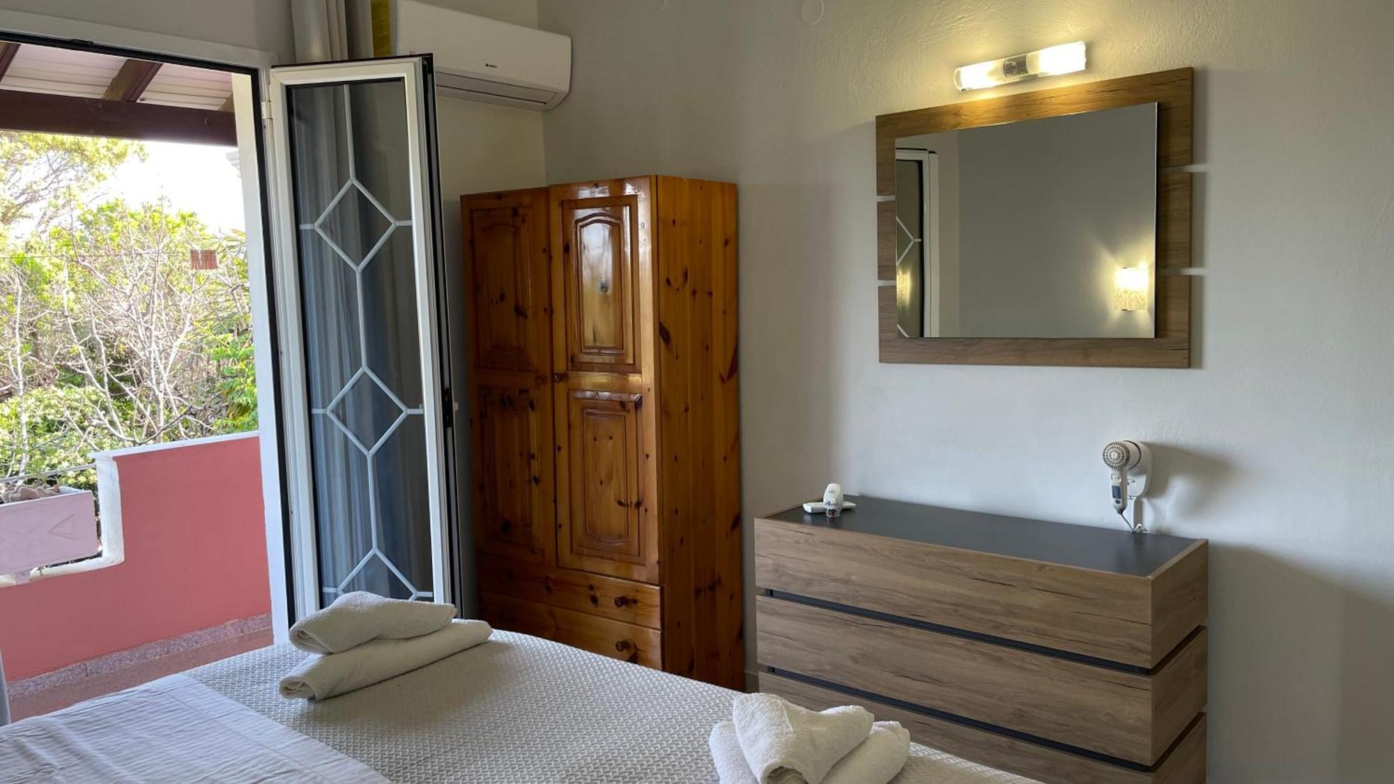 Apartment Alonaki Bay